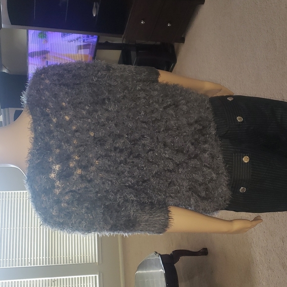 Guess s fuzzy webbed mesh unique top very soft stretchy - Picture 8 of 11